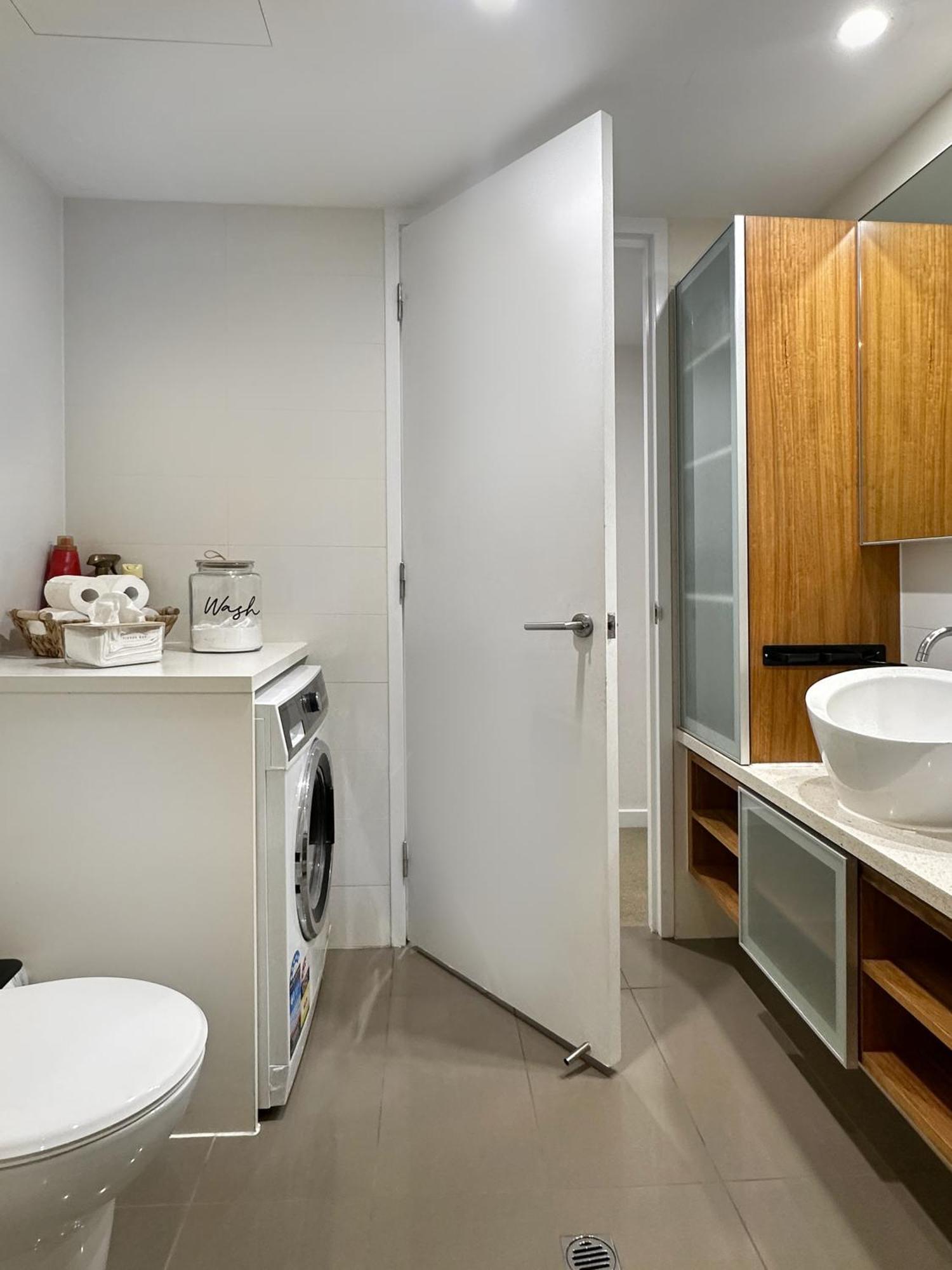 Sky View Apartment Cbd Skyline 2Br Apartment Balcony Spa Access Sleeps 6 Adelaida Exterior foto